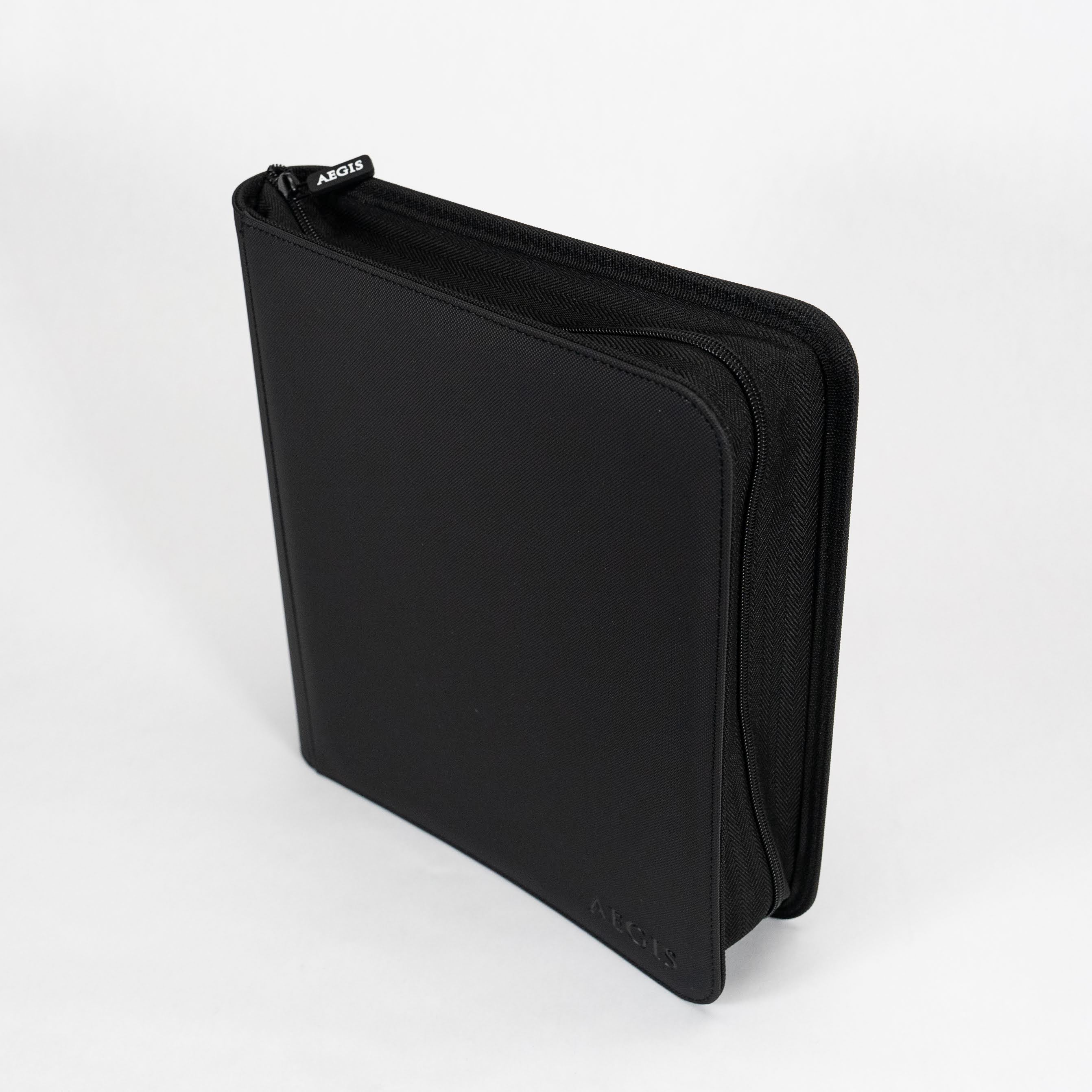 Aegis: 4-Pocket Diamond-Zip Toploader Binder (Black) - Image 2