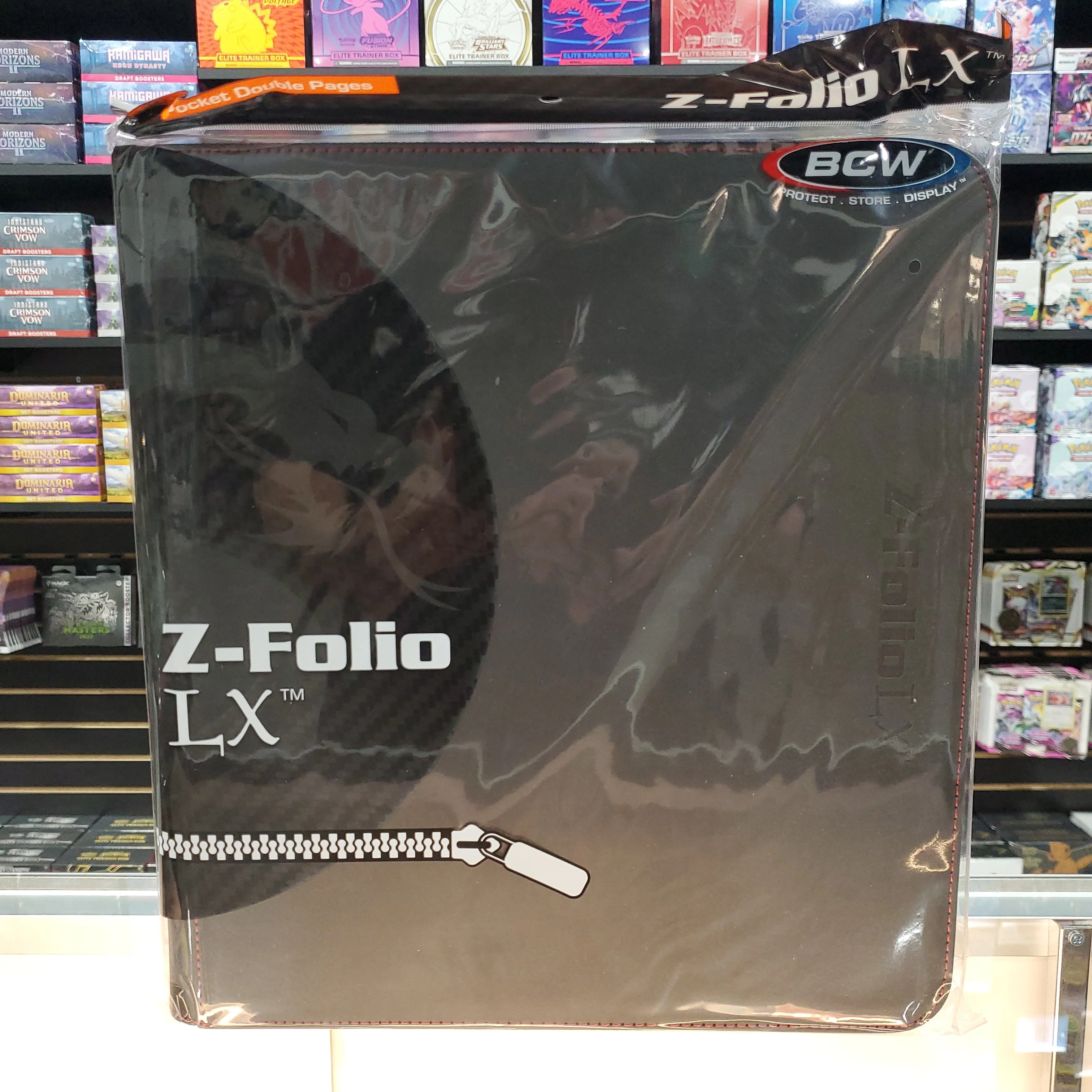 BCW: 12 Pocket Z-Folio LX Zipper Binder (Black)