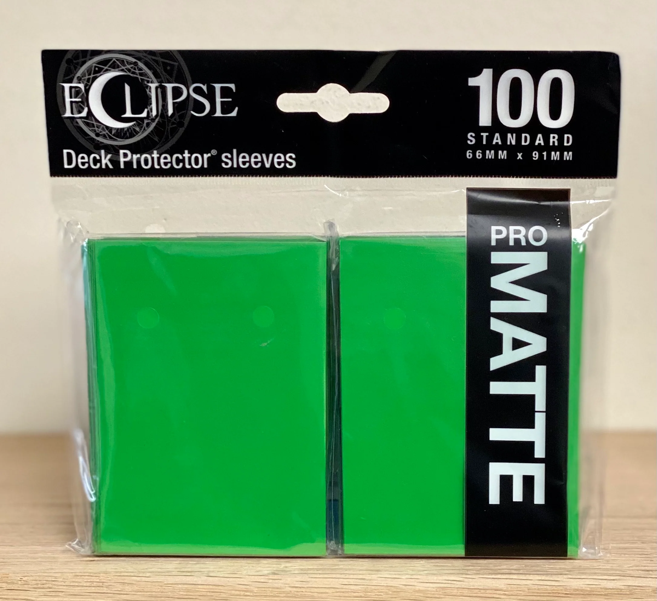 Ultra-PRO Eclipse: Deck Protector Sleeves - Lime Green Matte
